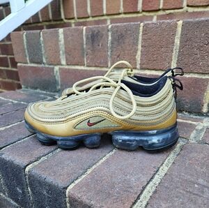Nike Air Vapormax Metallic Gold